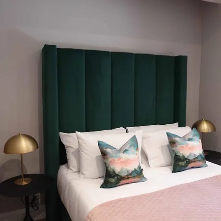 Ivernia Stylish Studio No 4 Town Prázdninový dům *